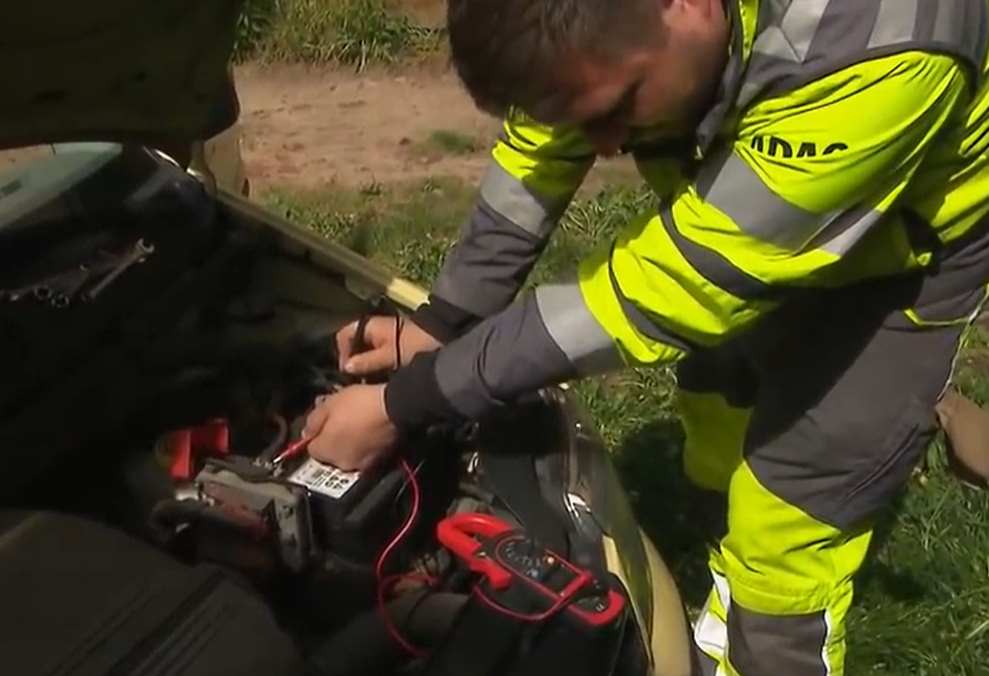 Batterie Macht Geräusche