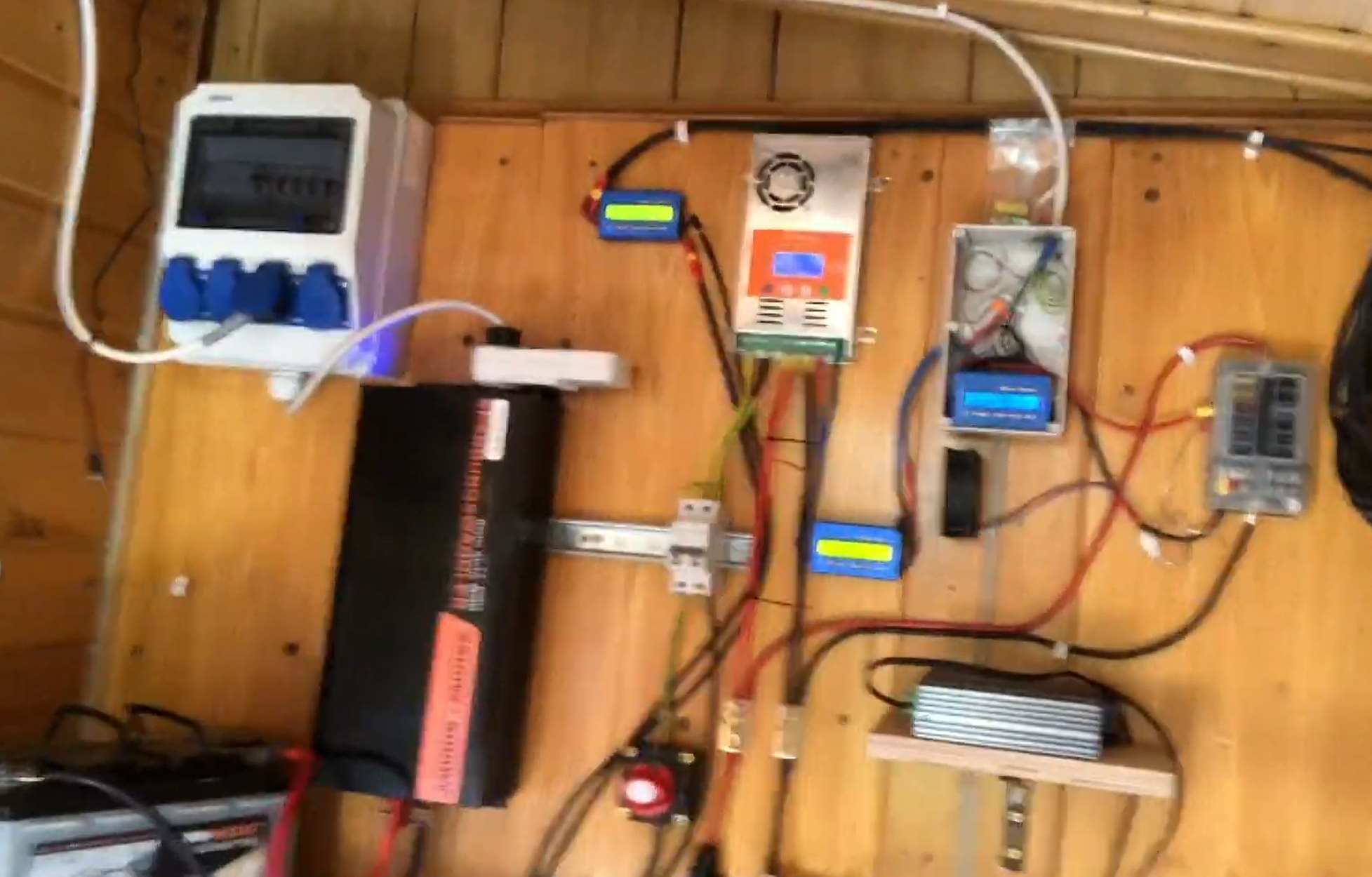Wieviel Watt Solar Für 100Ah Batterie